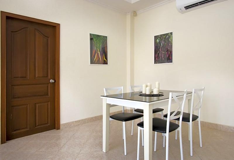 Avoca Pool Villas Патая Екстериор снимка
