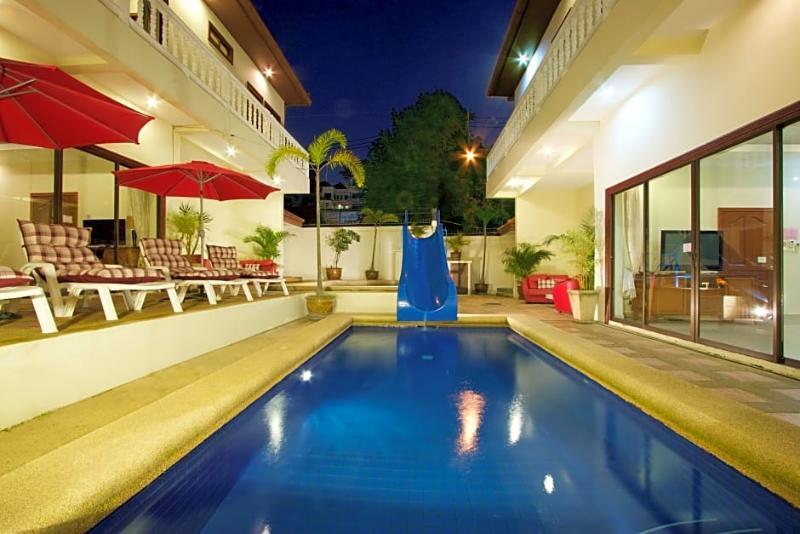 Avoca Pool Villas Патая Екстериор снимка