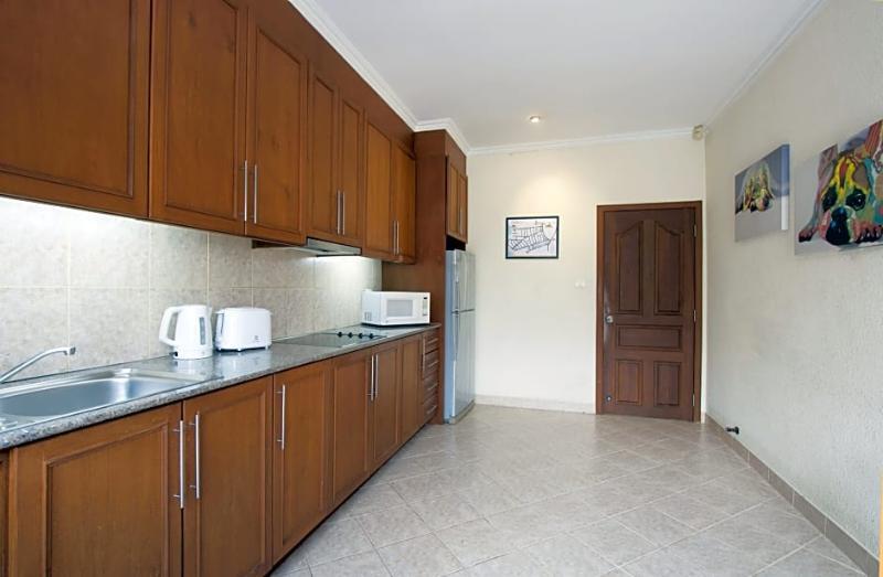 Avoca Pool Villas Патая Екстериор снимка