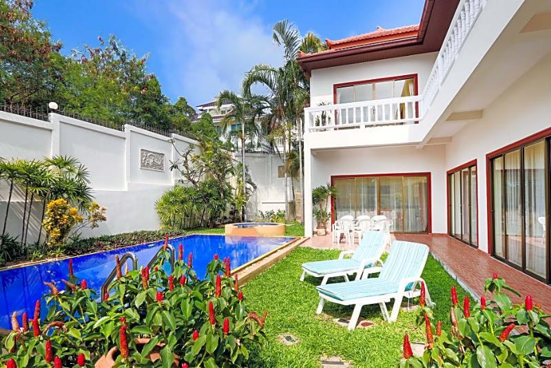 Avoca Pool Villas Патая Екстериор снимка
