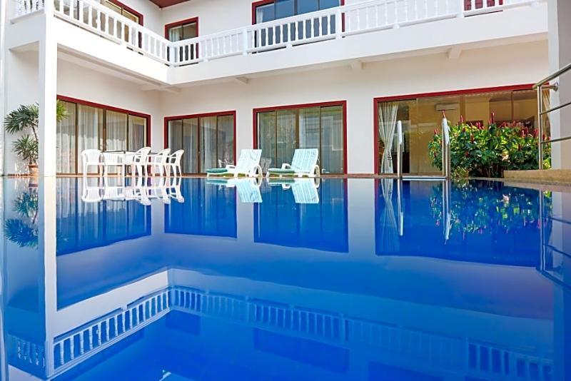 Avoca Pool Villas Патая Екстериор снимка